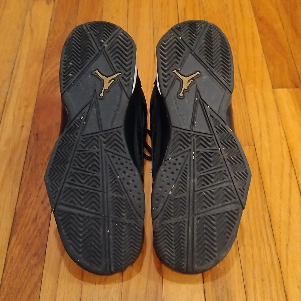 Nike Jordan Jumpman True Flight 4Y Basketball Shoes - Picture 6 of 6